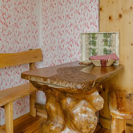 Konaci Zaovljanska Jezera * Zaovine