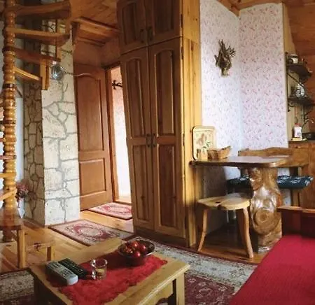 Konaci Zaovljanska Jezera