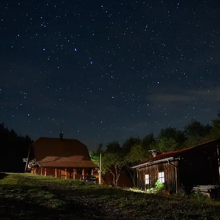 Konaci Zaovljanska Jezera