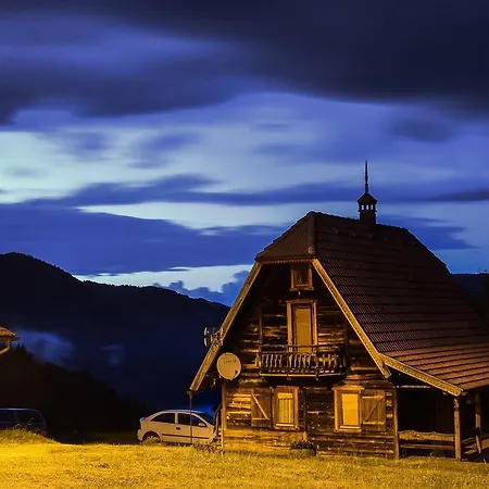 Konaci Zaovljanska Jezera