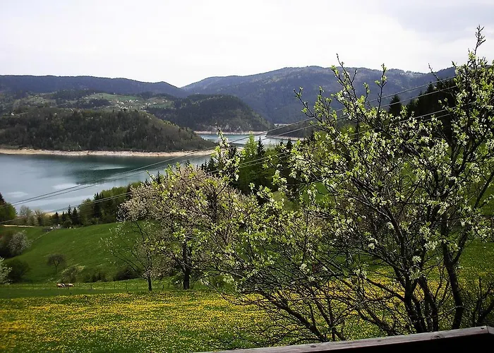 Konaci Zaovljanska Jezera Zaovine